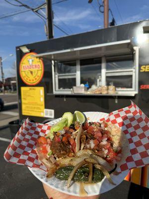 Flour tortilla and carne asada to get the perfect taco.