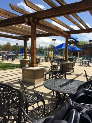 Great outdoor eating by the pool