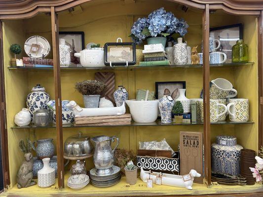 Classics and new favorites make Main Street Vintage a one-stop-shop!