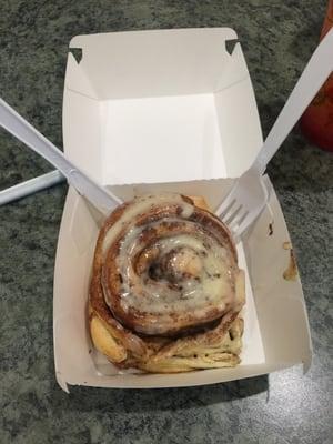 Original Cinnabon Roll