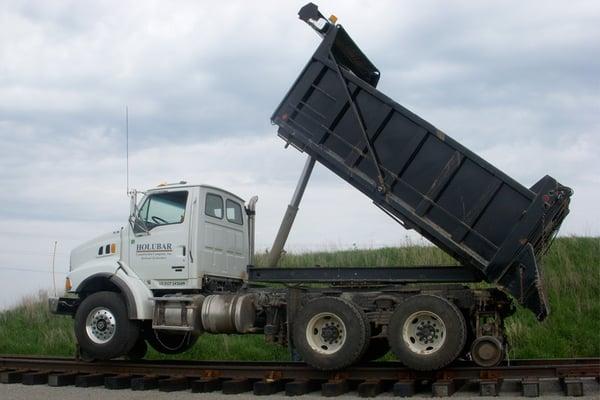 Hi-Rail rotary Dump Truck