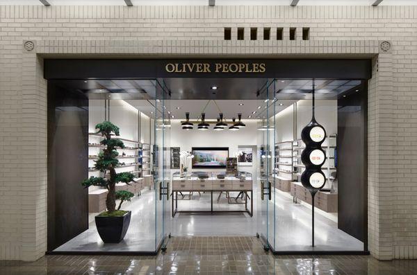 Oliver Peoples