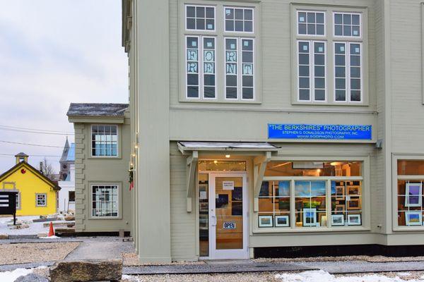 Gallery SGD entrance at 198 (North) Main Street, Gt. Barrington