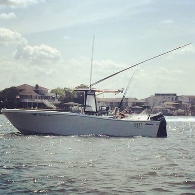 Lucky 13's Mako 241 charter boat. Very safe, stable and seaworthy vessel.