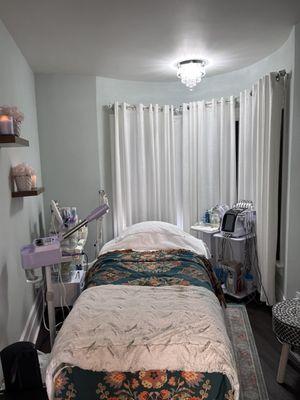 Facial and body treatment room