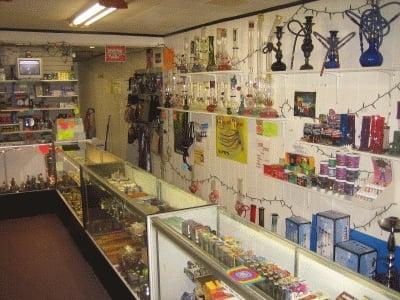 Papa Smoke in Elgin, IL (Everything you need in a smoke shop!)