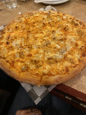 LG Buffalo Ch. (White) Pizza