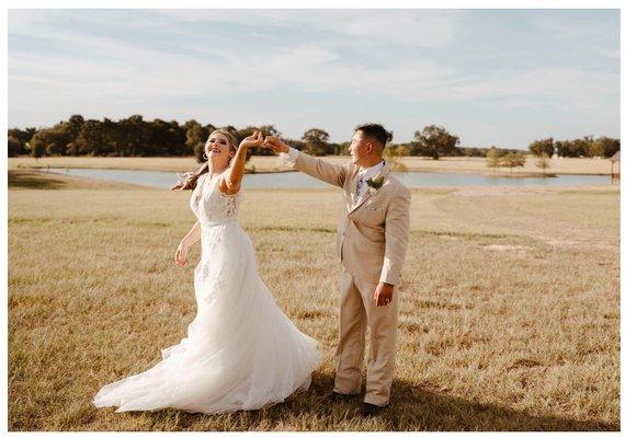 Haley and Justin Wedding, Summer 2022. 
Laura Lee Photography.