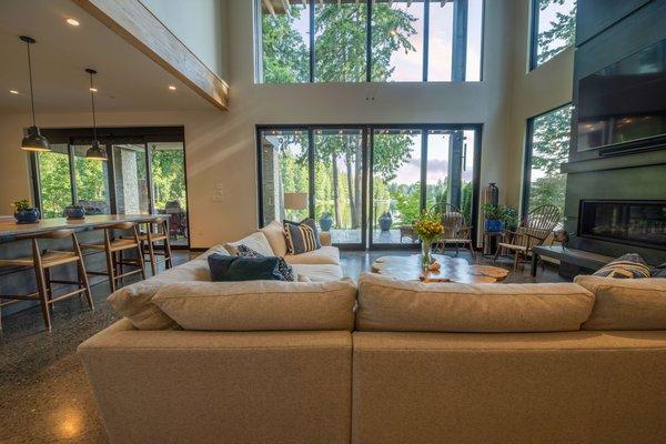 Sammamish Living area