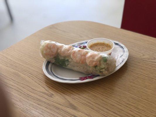 Summer Roll(Lettuce, Cilantro, Shrimp, Chicken, and some type of noodles)