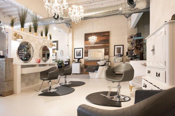 South Tampa Color Salon, Makeup Studio, Lash Extensions, & Blowout Bar