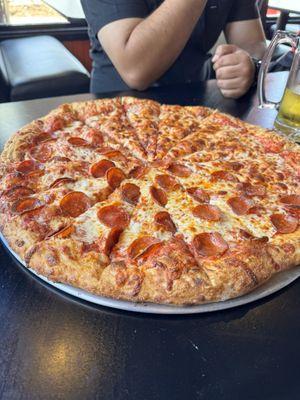 18 inch half cheese half pepperoni