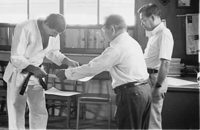 Master Rymaruk receives his rank teaching credentials from Master Kanei Uechi in Okinawa, Japan.