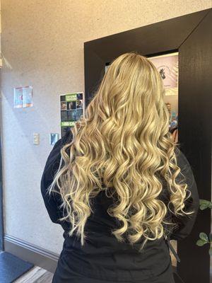 Hair extensions 24"