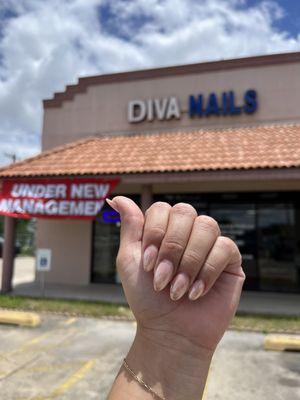 Diva Nails