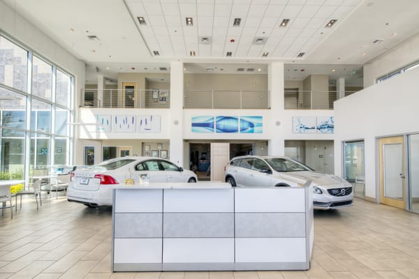 Bill Pearce Volvo showroom