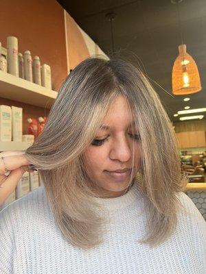 Medium blended blonde