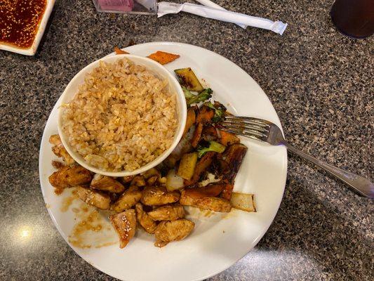 Hibachi chicken with fried rice (lunch portion)