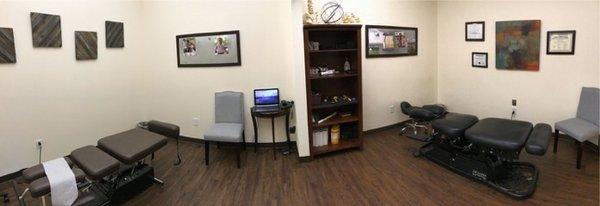 Large treatment room with 2 different functioning adjustment tables