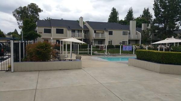 This is the pool area outside the front officer very nice setup and plus this one had a jacuzzi on the side.