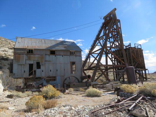 Desert Queen head frame