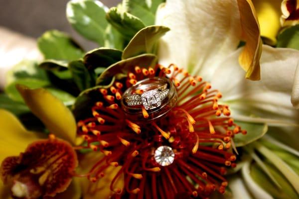 wedding ring bouquet photo