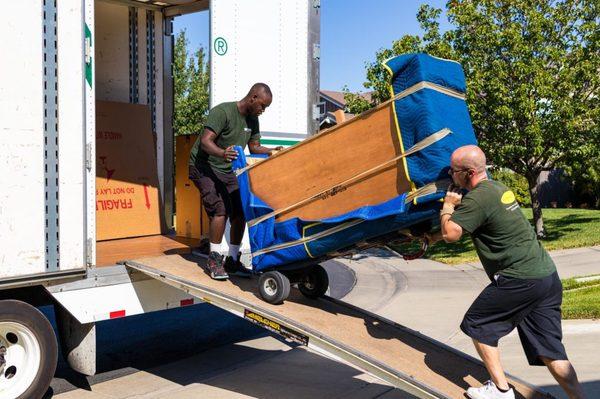 Dre's moving service