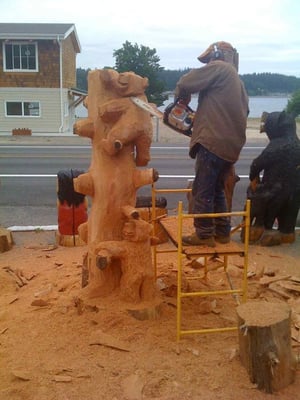 Chainsaw art magic