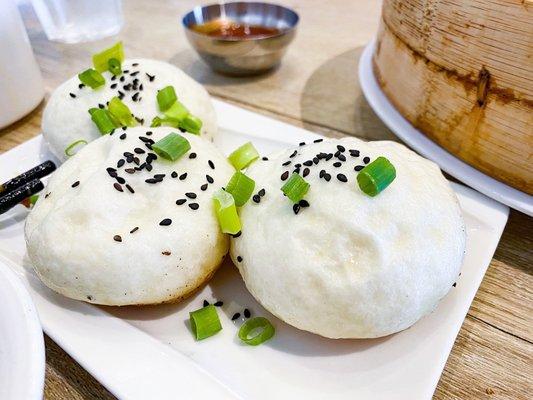 Fried Juicy Buns (tasty & juicy! Filling is a little too soft)