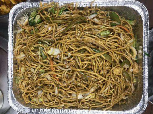 Vegetables lo mein