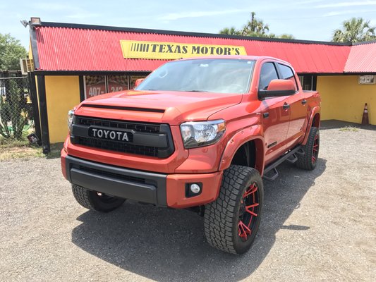 TOYOTA TUNDRA TRD PRO