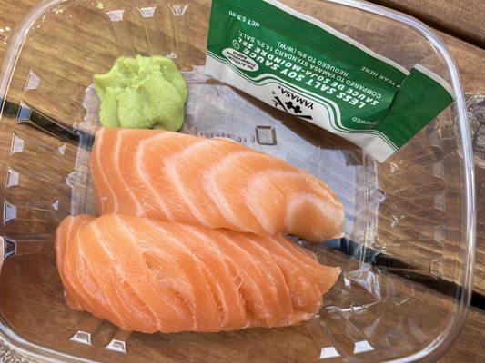 Salmon Nigiri