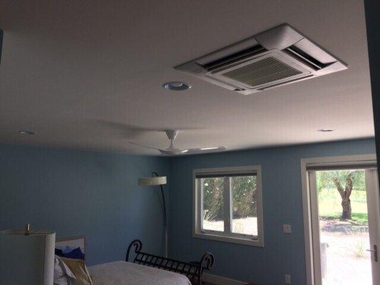 Daikin 1 ton ceiling cassette