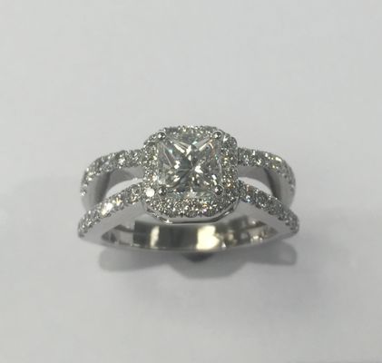 Princess Cut Diamond with Halo and Double Band in Platinum