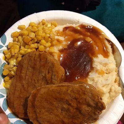 Salisbury steak fluffy mashed potatoes and sweet and corn