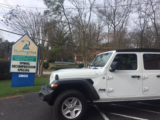 Parking lot for Healthspring Holistic