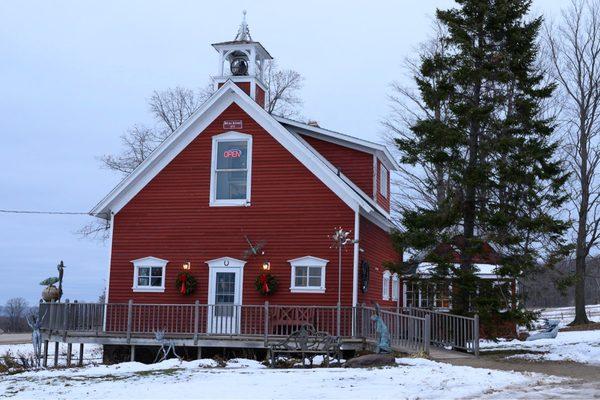 Bier Pottery Studio and Gallery, s of Charlevoix on US 31 at Ferry Rd.