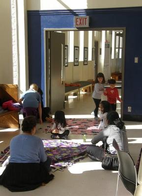 A Project Linus event at SSESH in Houston TX. Blanketeers as young as 3 years of age helped to make No-Sew fleece blankets.