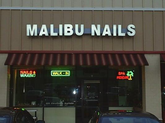 Malibu Nails