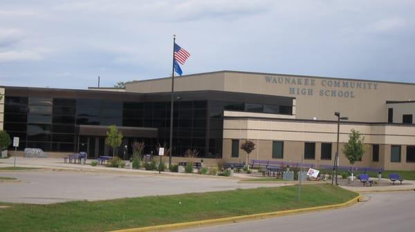 Main entrance to Waunakee HIgh School