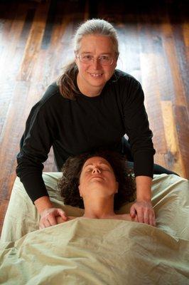 Multiple techniques are combined to achieve deep release and deep relaxation.