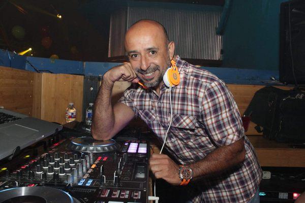 Dj Mike Lozano