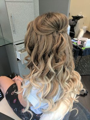 Beautiful wedding hair by Laura!