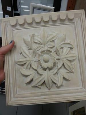 Neat carved wall hanging $4