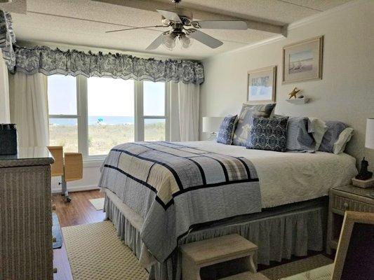 Seeley's OC Sandcastle - Direct ocean front vacation rental home in Ocean City MD