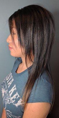 Super straight hair doesn't have to be cut boring. Texture!