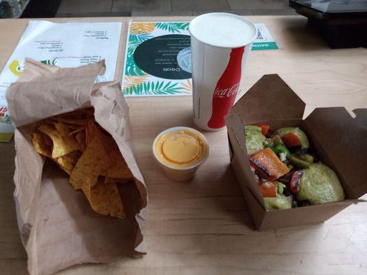 Double steak bowl combo with frozen lemonade