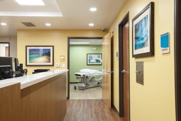 A glimpse of the Procedure room.  "Ellingsen Photography"