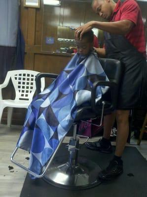 Deez Fine Cuts Barber Shop