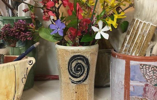 Tumbler/vase with Flowers